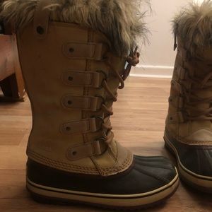 Sorel winter snow boots size 7